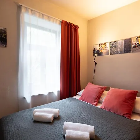 Two Wheels Hotel *