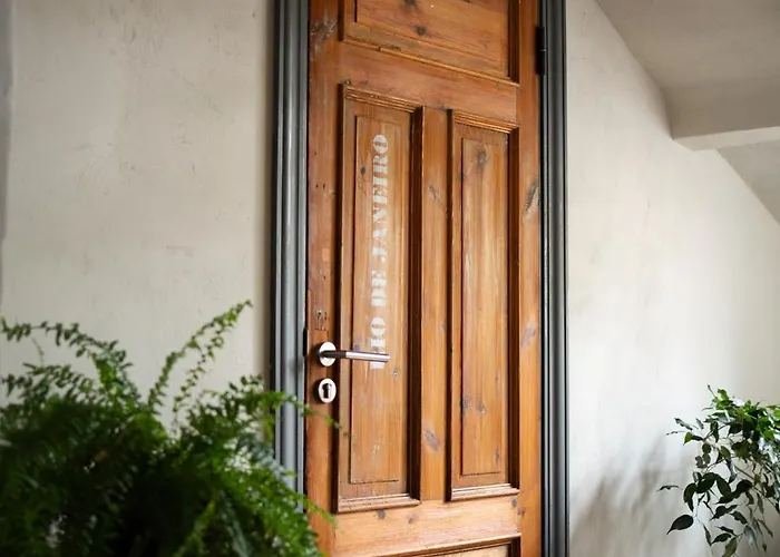 Two Wheels Отель