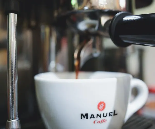 Two Wheels Отель *